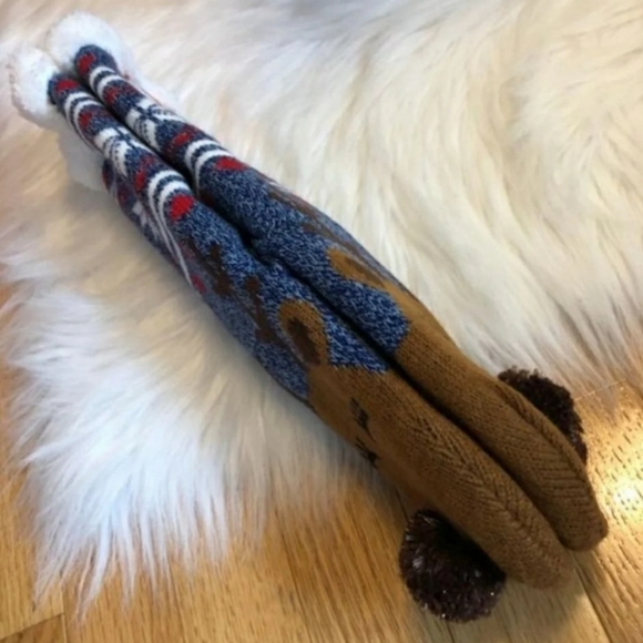 Fuzzy Babba Reindeer Slipper Socks - Picture 4 of 5